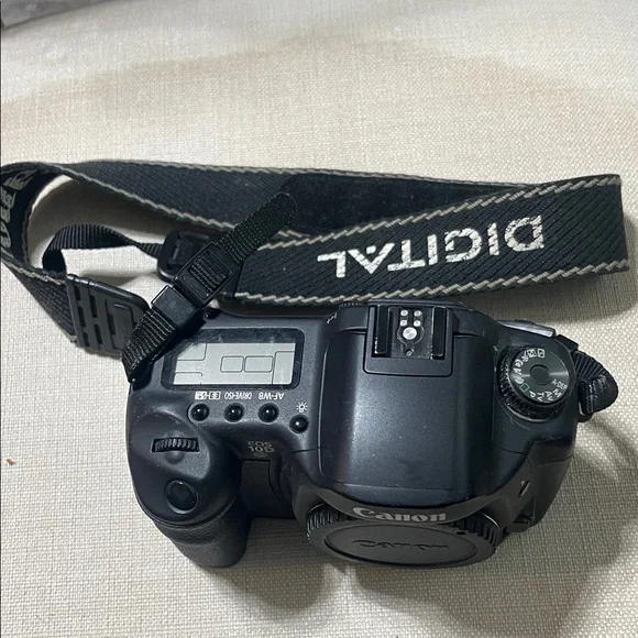 Canon EOS 10D body